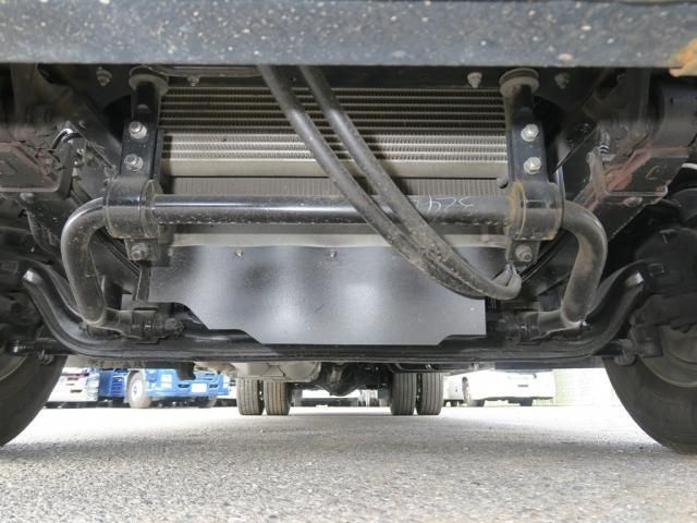 Isuzu FORWARD 2022-08 8770681-16