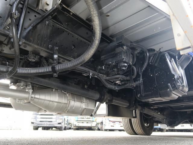 Isuzu FORWARD 2022-08 8770681-18
