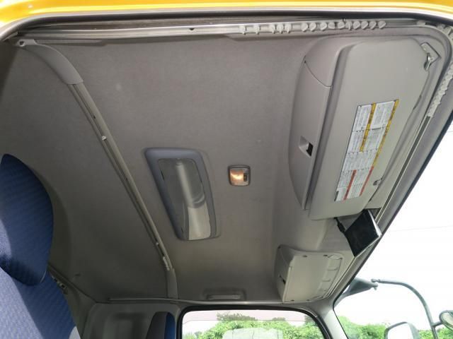 Isuzu FORWARD 2022-08 8770681-23