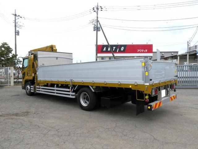 Isuzu FORWARD 2022-08 8770681-3