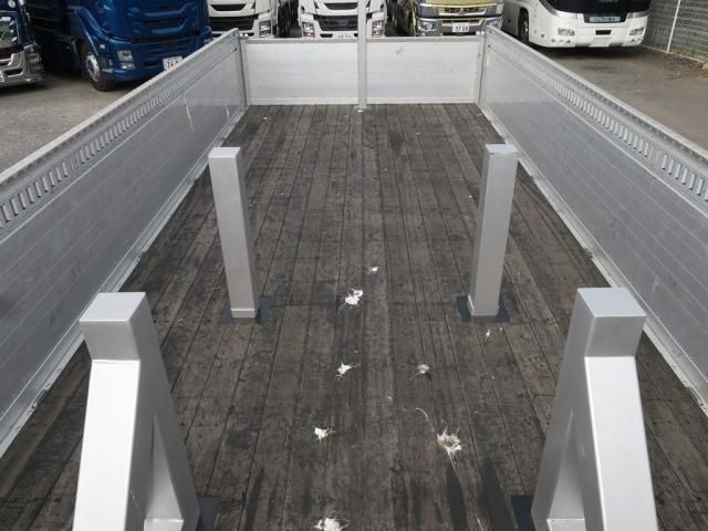 Isuzu FORWARD 2022-08 8770681-8