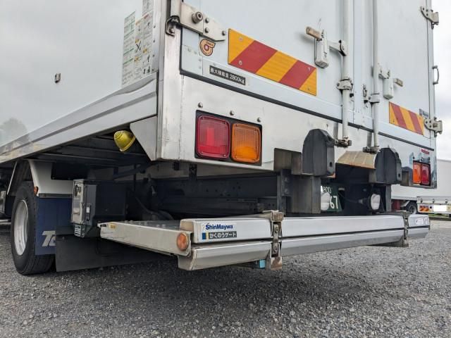 Isuzu FORWARD 2018-08 8770692-6