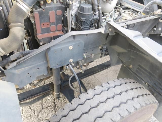 Isuzu FORWARD 2019-07 8770690-23