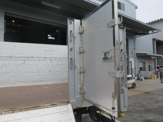 Isuzu FORWARD 2019-02 8770683-12