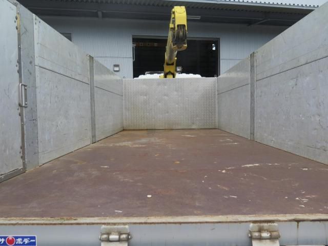 Isuzu FORWARD 2019-02 8770683-19