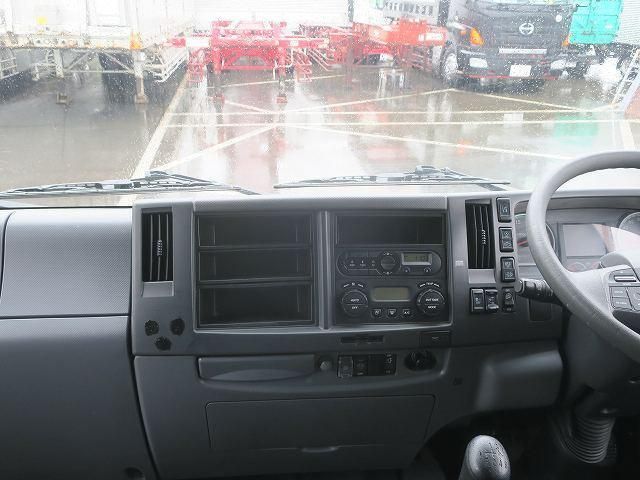 Isuzu FORWARD 2020-03 8770684-12