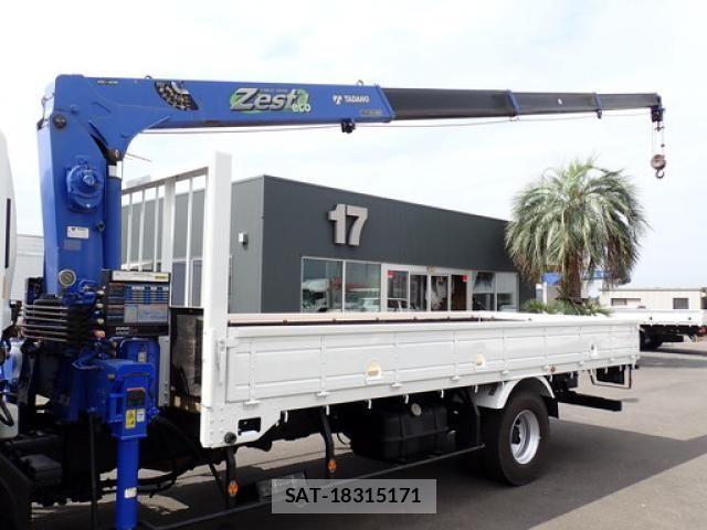 Isuzu FORWARD 2017-04 8796013-12