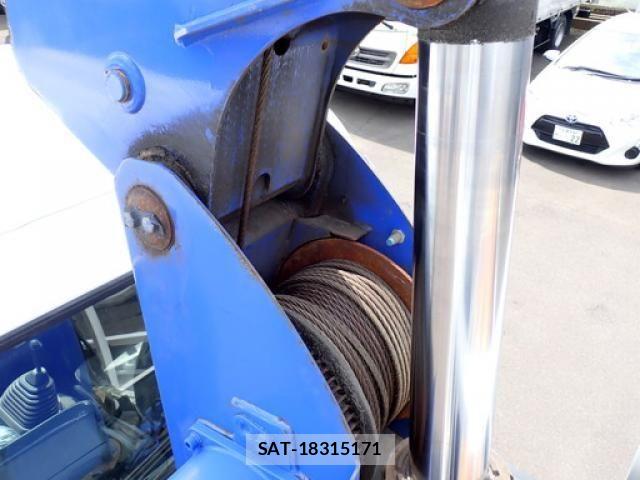 Isuzu FORWARD 2017-04 8796013-15