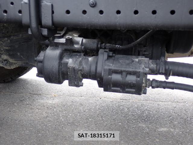Isuzu FORWARD 2017-04 8796013-21