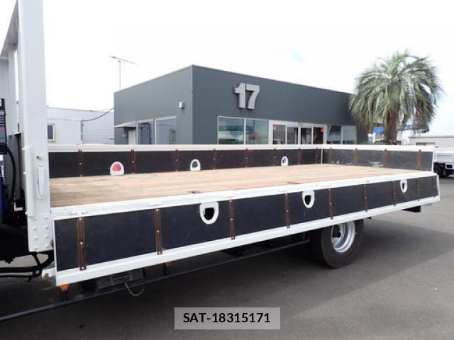 Isuzu FORWARD 2017-04 8796013-28