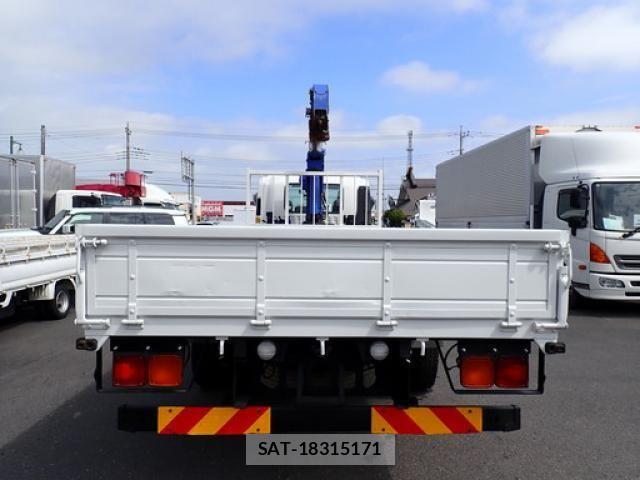 Isuzu FORWARD 2017-04 8796013-5