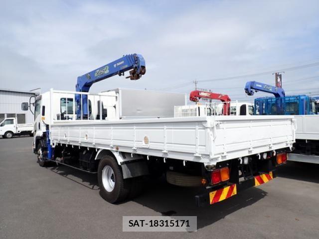 Isuzu FORWARD 2017-04 8796013-6