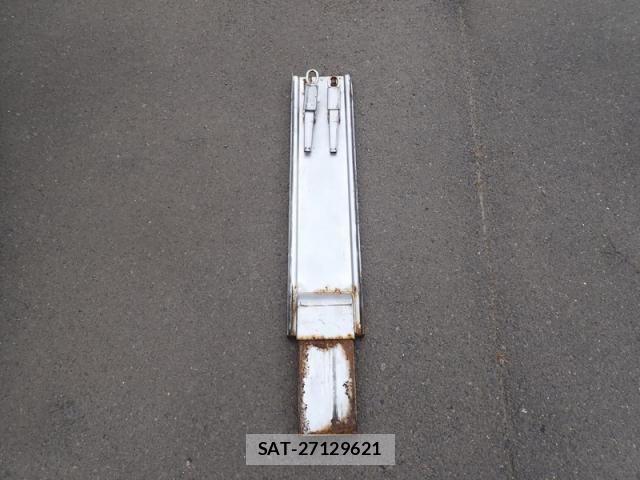 Isuzu FORWARD 2018-05 8796015-16