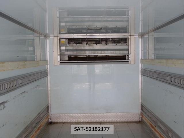 Isuzu FORWARD 2016-08 8796016-10