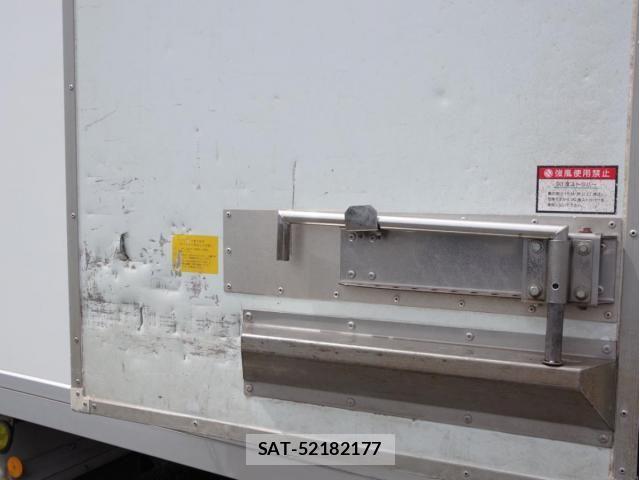 Isuzu FORWARD 2016-08 8796016-24