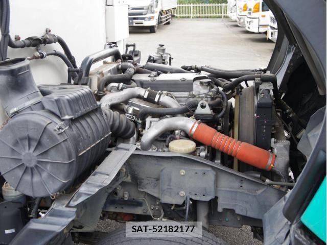 Isuzu FORWARD 2016-08 8796016-27