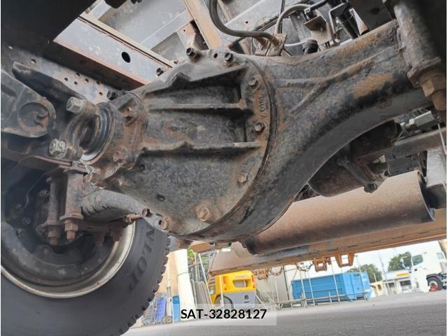 Isuzu FORWARD 2016-06 8796010-18
