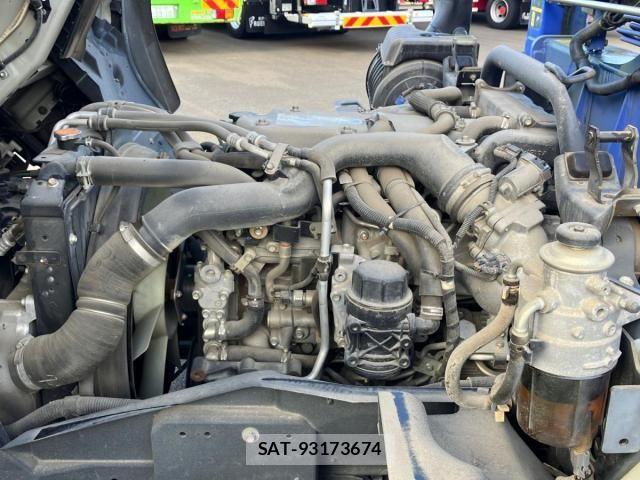 Isuzu FORWARD 2012-02 8796011-18