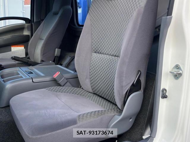 Isuzu FORWARD 2012-02 8796011-21