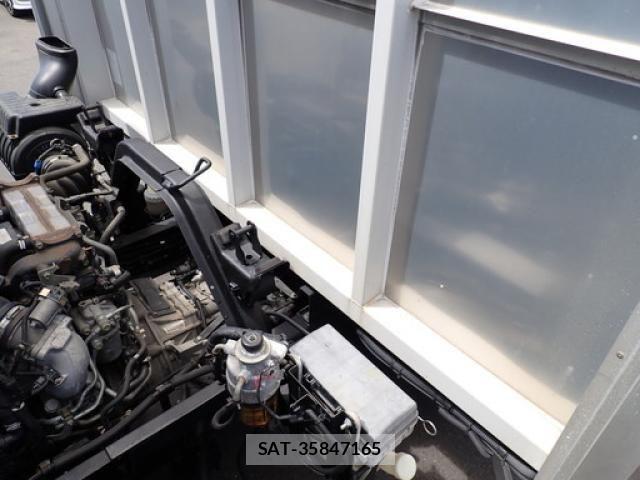 Isuzu FORWARD 2019-09 8796012-26