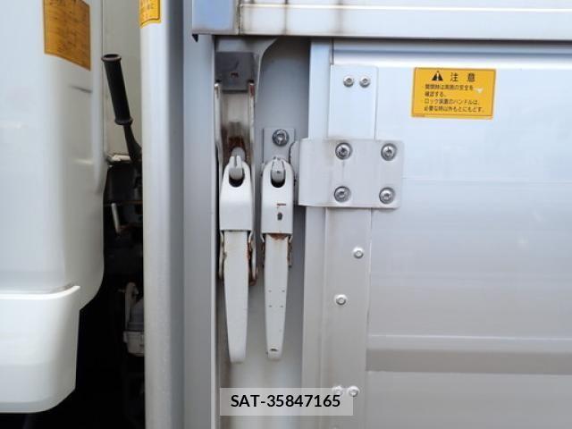 Isuzu FORWARD 2019-09 8796012-27