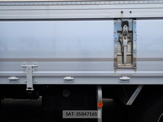 Isuzu FORWARD 2019-09 8796012-28