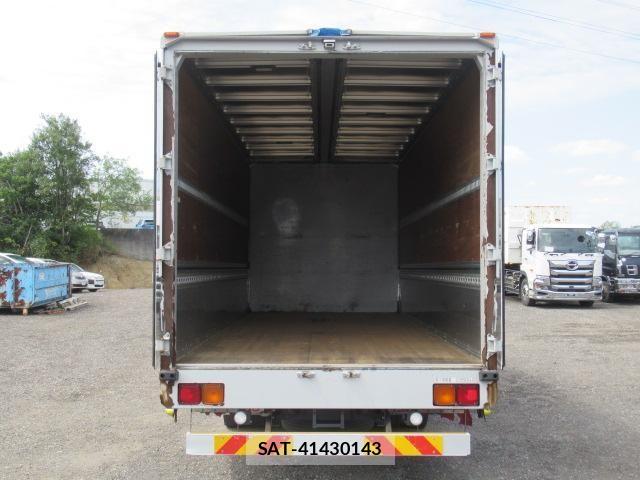 Isuzu FORWARD 2016-03 8829133-18