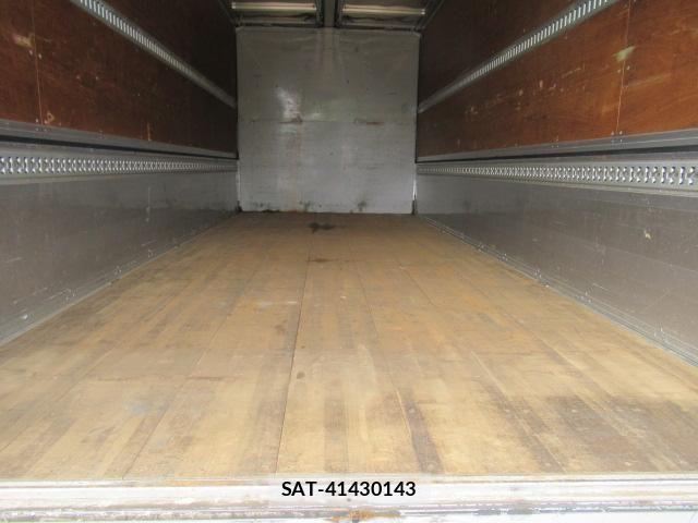 Isuzu FORWARD 2016-03 8829133-26