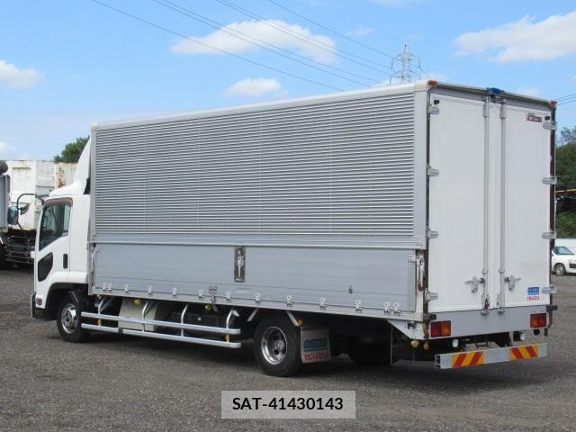 Isuzu FORWARD 2016-03 8829133-4
