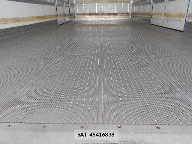 Isuzu FORWARD 2012-01 8829134-9