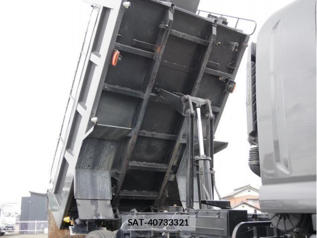Isuzu FORWARD 2021-09 8829132-10