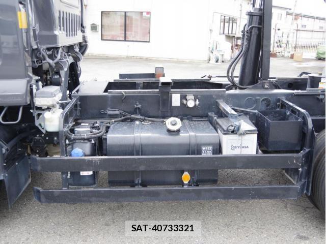 Isuzu FORWARD 2021-09 8829132-15