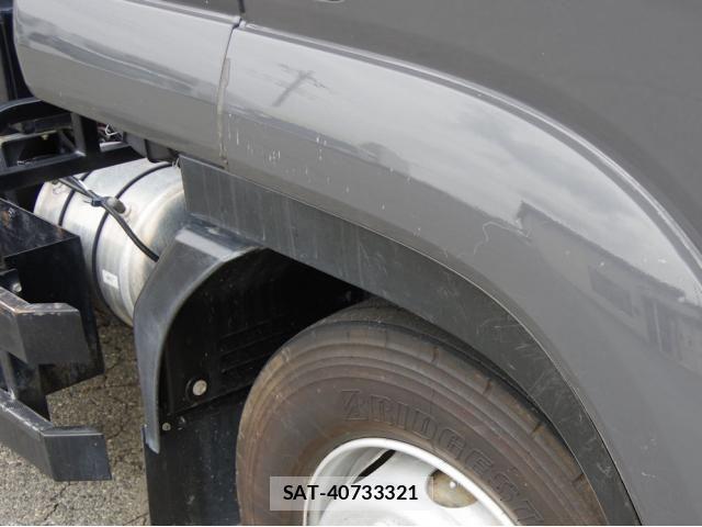 Isuzu FORWARD 2021-09 8829132-22