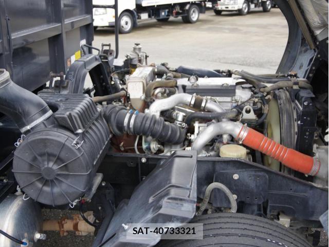 Isuzu FORWARD 2021-09 8829132-25
