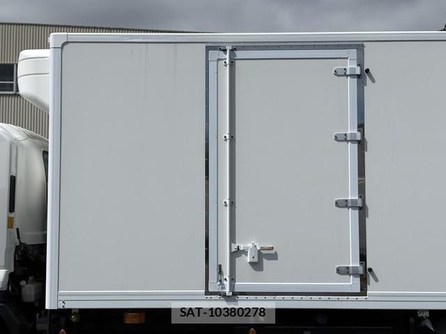 Isuzu FORWARD 2015-08 8849085-10
