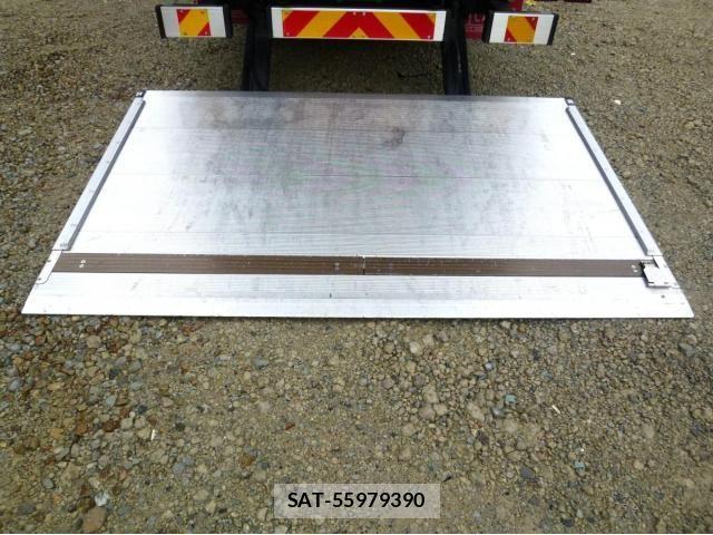 Isuzu FORWARD 2021-05 8849069-16