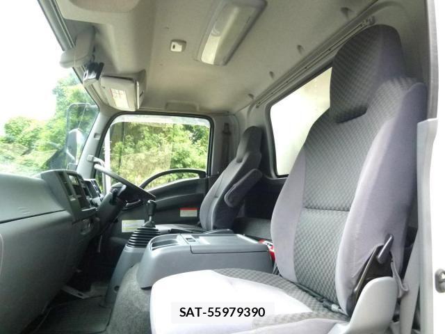 Isuzu FORWARD 2021-05 8849069-29