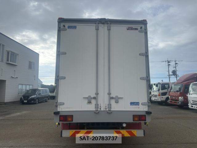 Isuzu FORWARD 2013-02 8849083-9