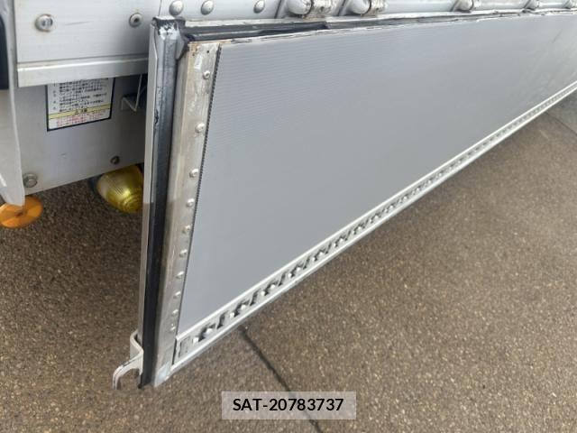 Isuzu FORWARD 2013-02 8849083-19