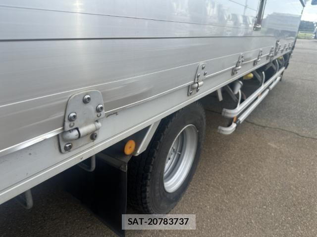 Isuzu FORWARD 2013-02 8849083-23