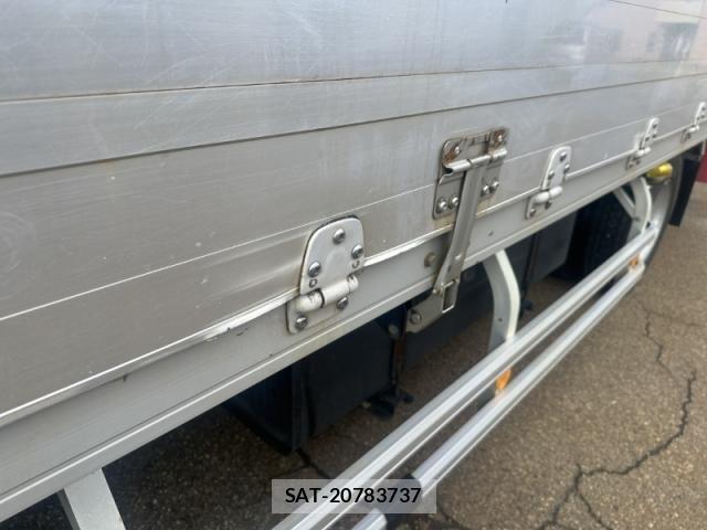 Isuzu FORWARD 2013-02 8849083-24