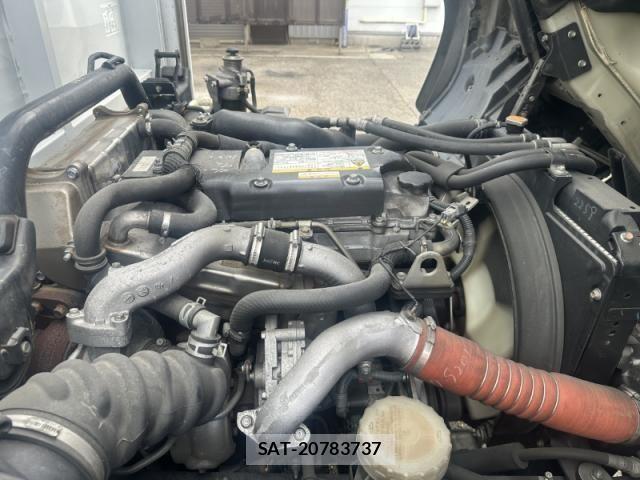 Isuzu FORWARD 2013-02 8849083-28