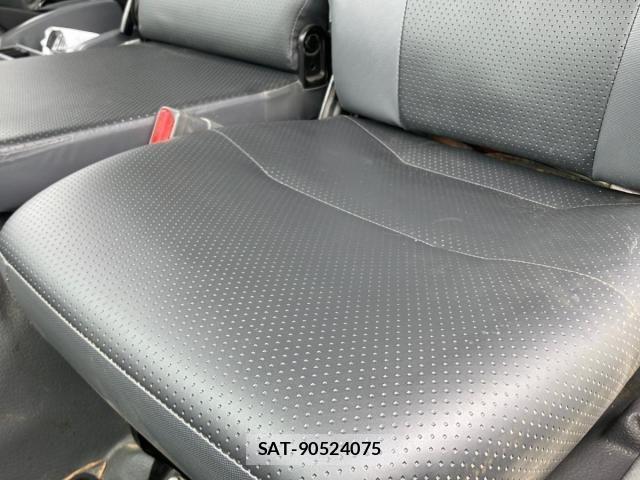 Isuzu FORWARD 2021-03 8849088-19