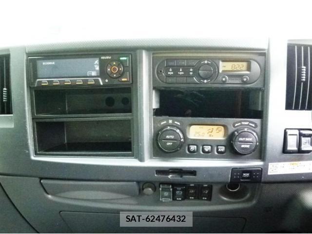 Isuzu FORWARD 2021-05 8840997-24
