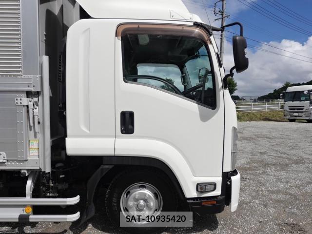 Isuzu FORWARD 2016-03 8849089-3