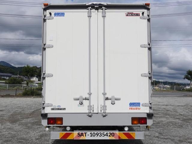 Isuzu FORWARD 2016-03 8849089-5