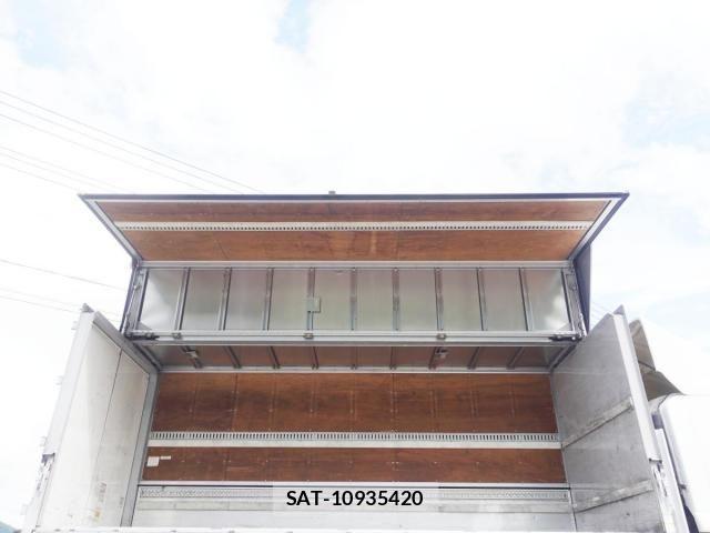 Isuzu FORWARD 2016-03 8849089-8