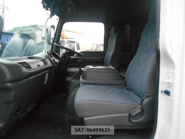 Isuzu FORWARD 2006-04 8849079-18