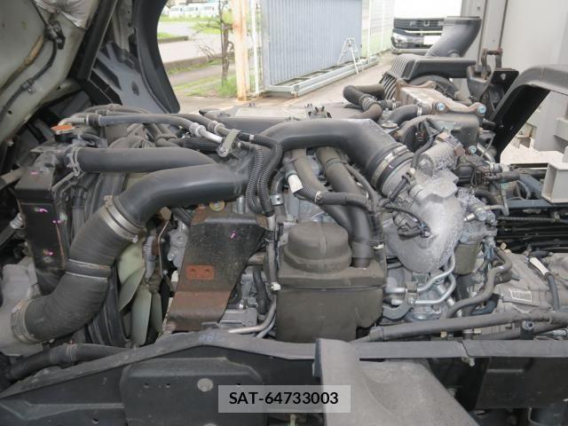 Isuzu FORWARD 2021-07 8871034-24