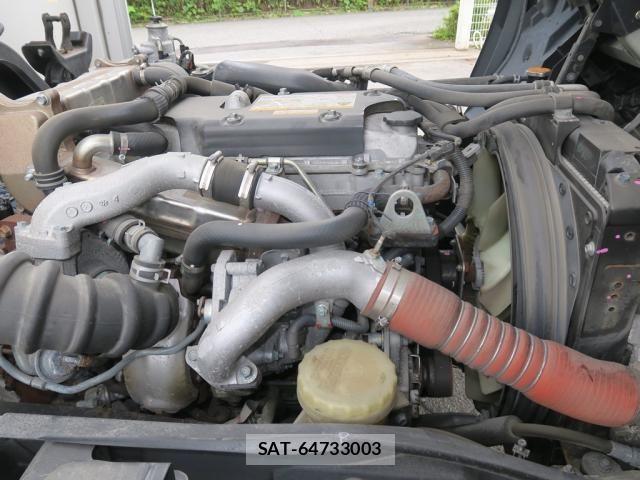 Isuzu FORWARD 2021-07 8871034-25